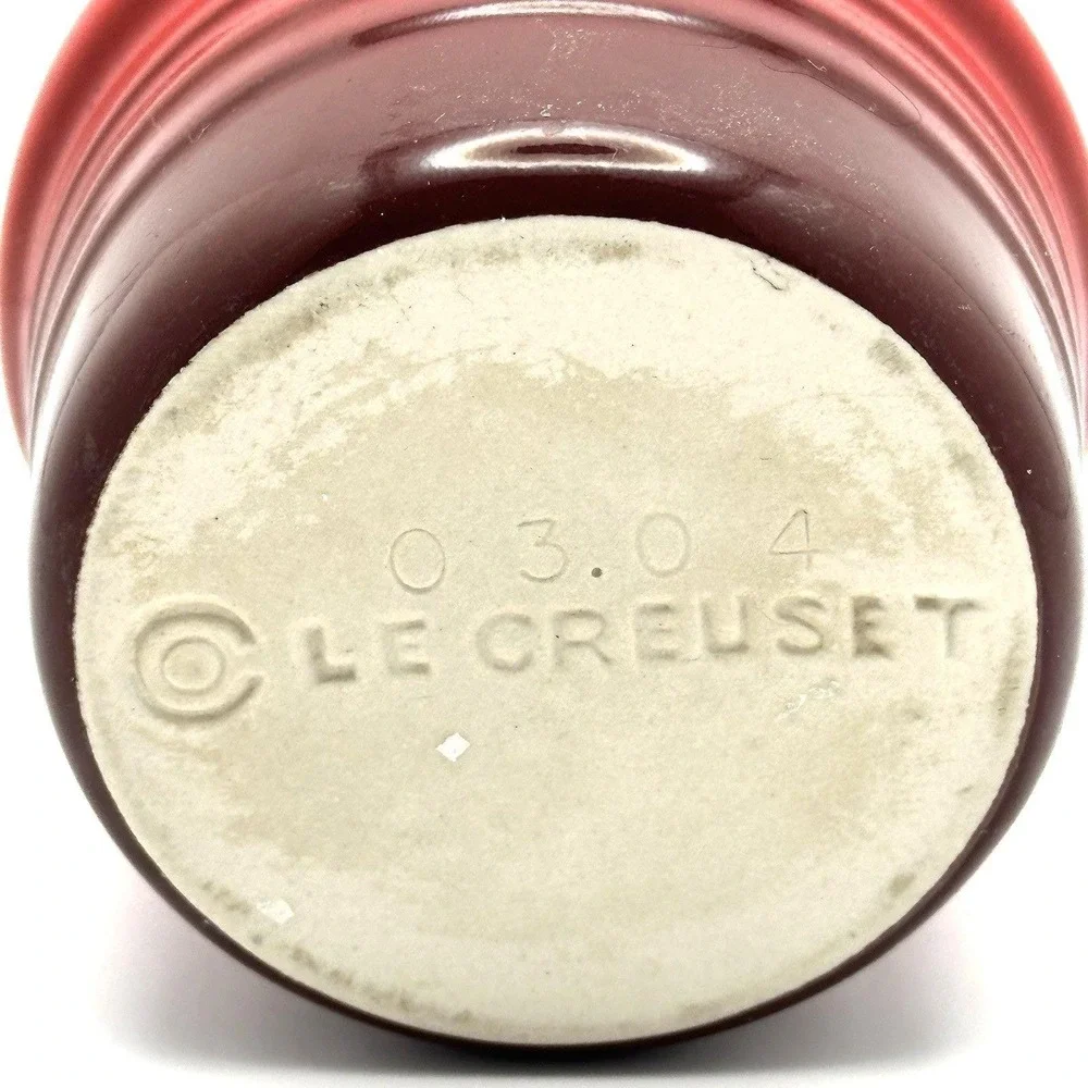 Vintage 2004 Le Creuset Red Stoneware Ramekin 3